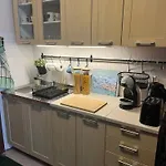 - 350m Od Plazy W Dzielnicy Uzdrowiskowej Апартаменты